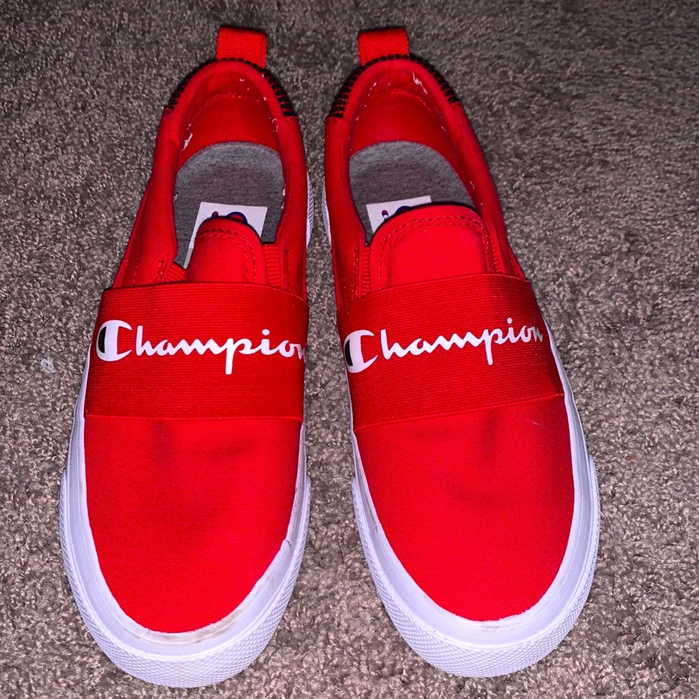 a pretty red & very comfortable.